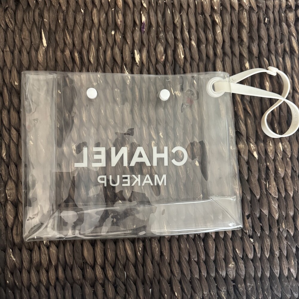 Vintage "Chanel Make Up Collection 2013" Clear Tote Make Up Bag With Wristlet - Picture 7 of 7